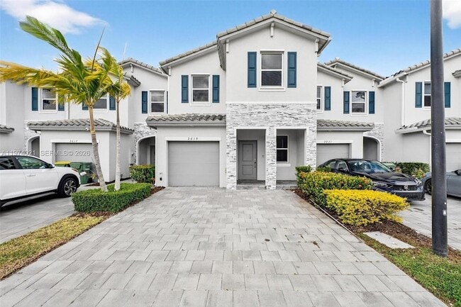 Photo - 2619 SE 11th St