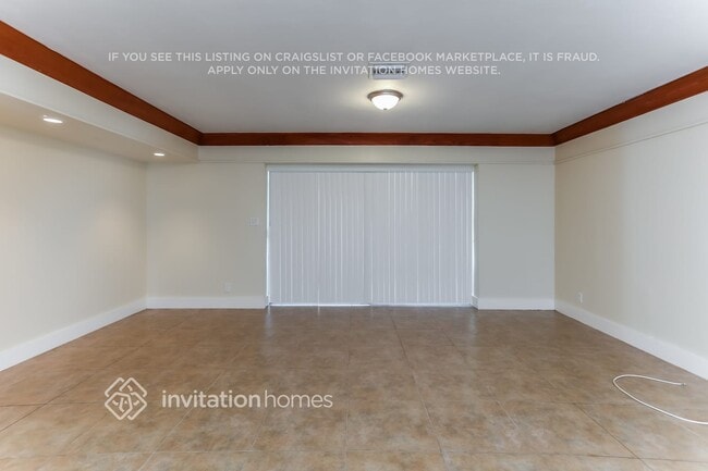 Photo - 650 NE 5th St