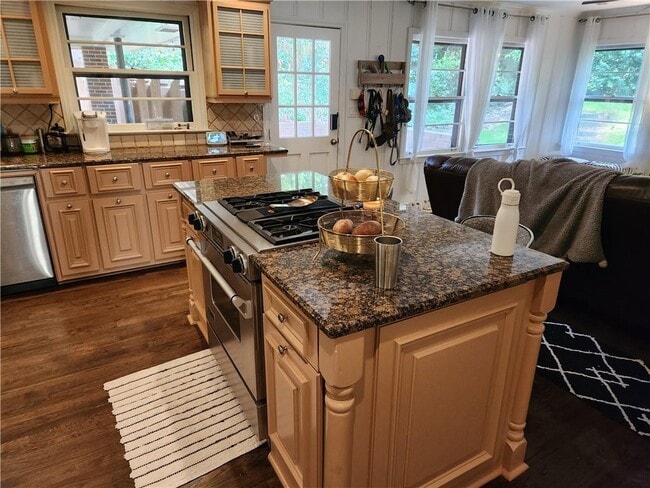 Photo - 2364 Clairmont Rd