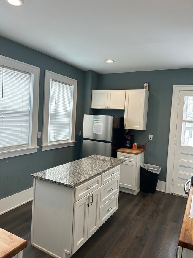 Photo - 942 Euclid Ave Unit 2