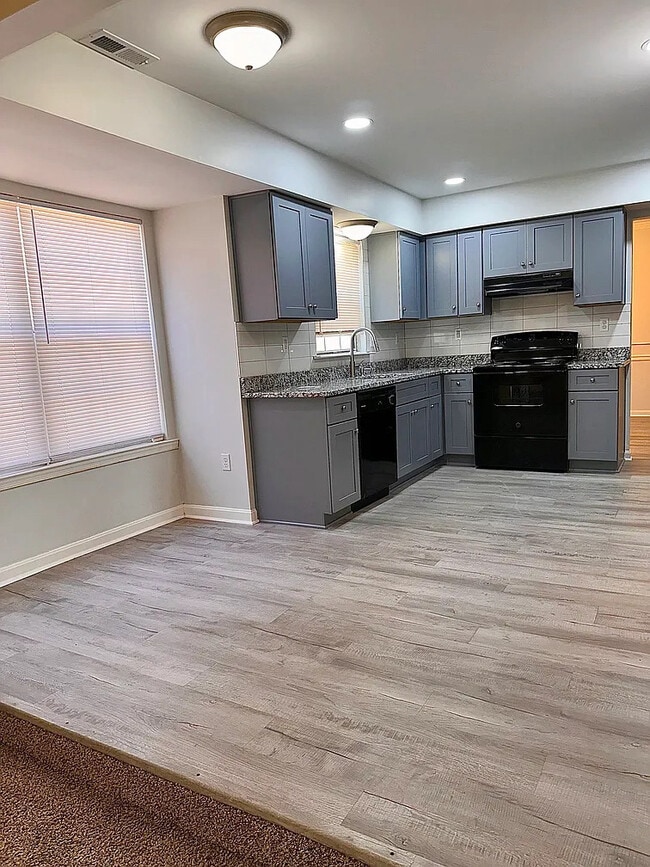 Photo - 6727 Mink Ct