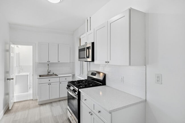 Building Photo - 137 Kensington Ave Unit 401