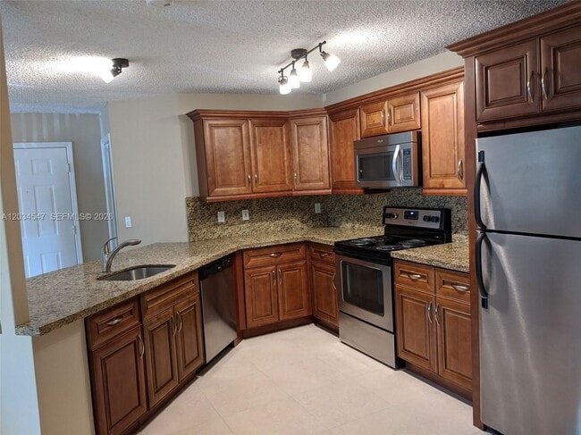 Photo - 4015 W McNab Rd Unidad D210