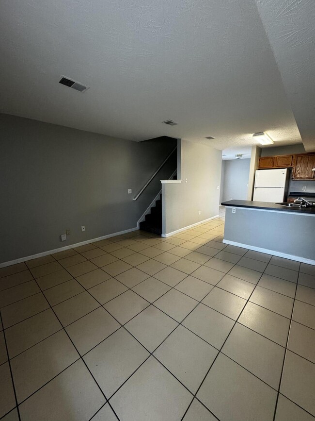 Photo - 230 Mousas Way