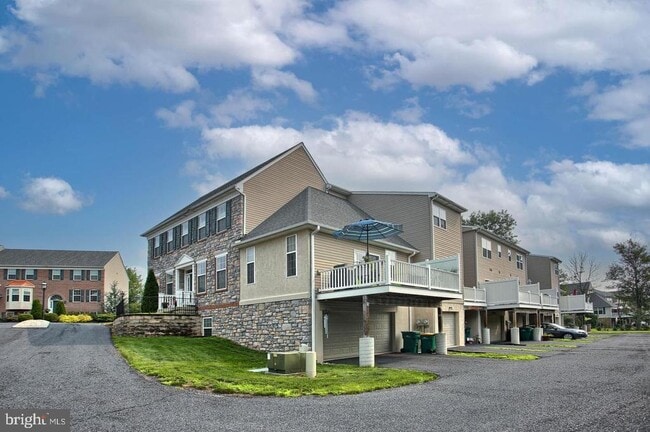 Photo - 4755 Laurel Valley Ln