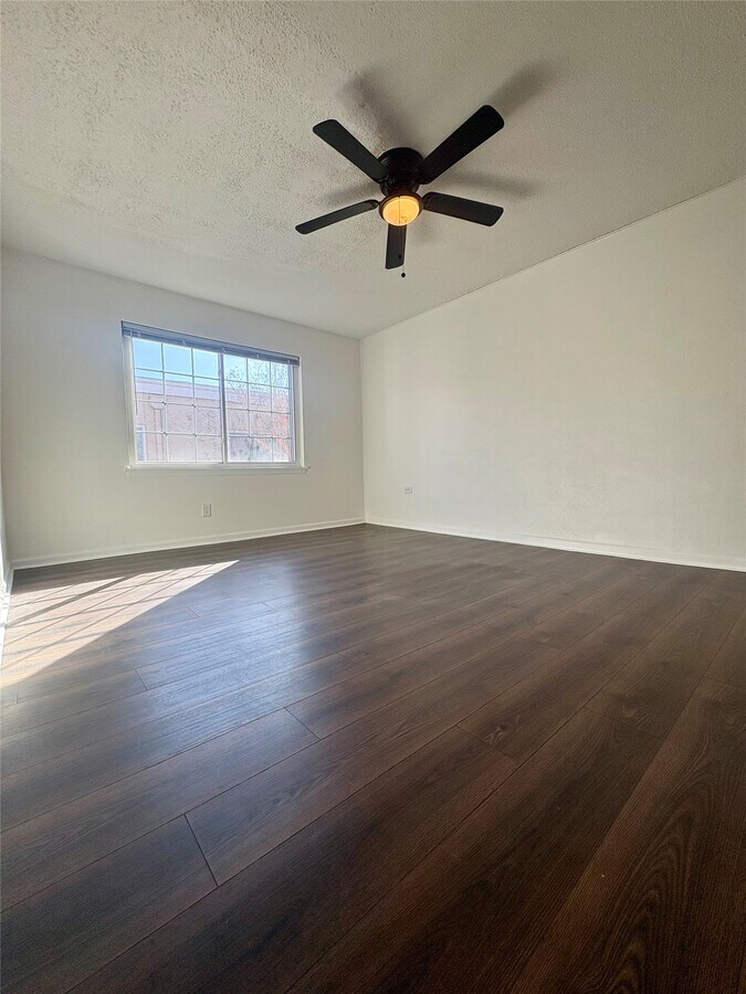 Photo - 2744 Briarhurst Dr Unit 38