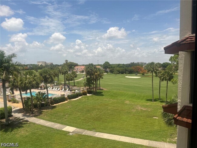 Photo - 7430 Lake Breeze Dr Unit 403