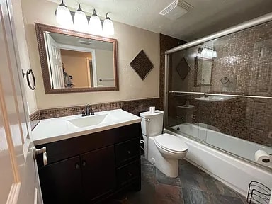 Photo - 1393 Arrowhead Ave