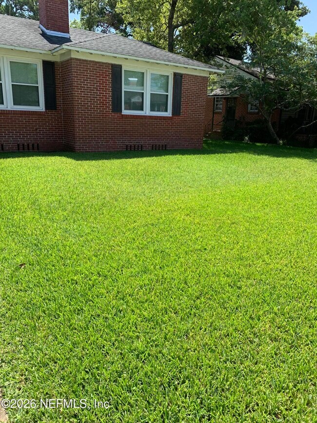 Photo - 2151 Traymore Rd