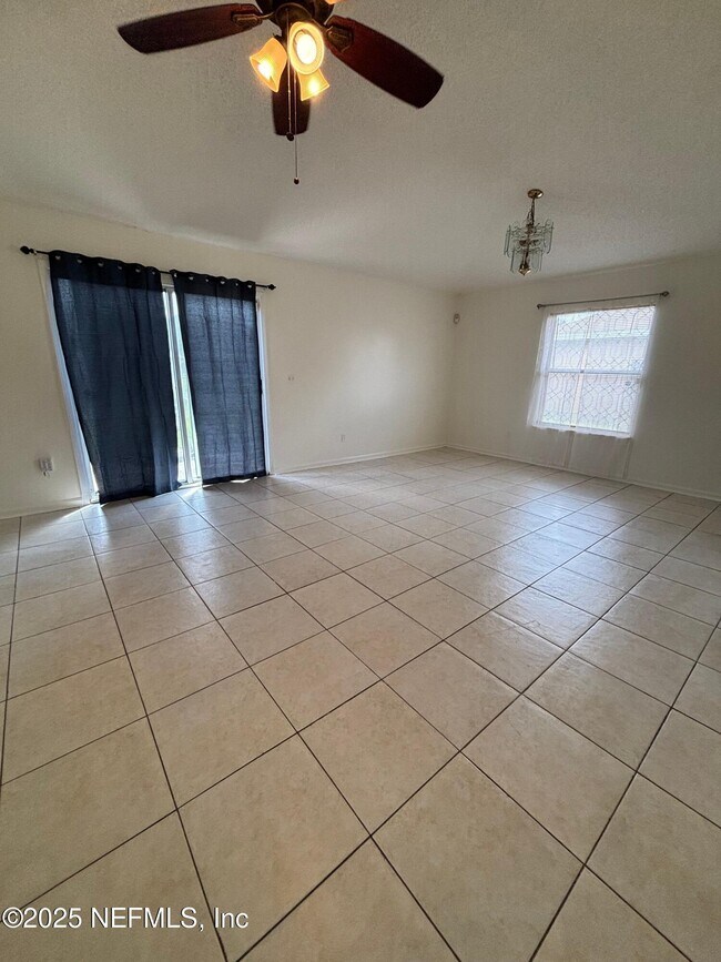 Photo - 5374 Lacy Jane Way