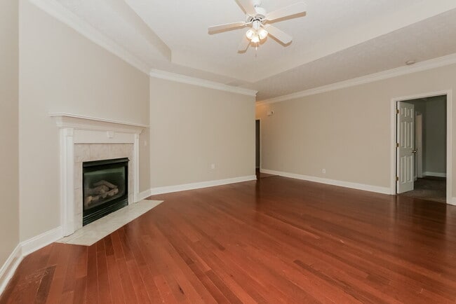 Photo - 4115 Springvale Way