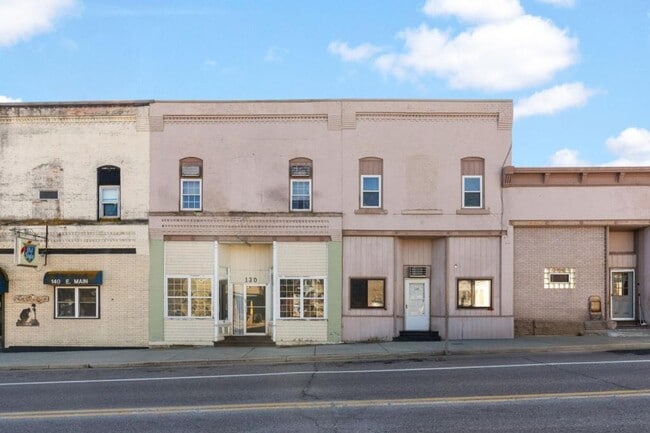 Building Photo - 130 E Main St Rental