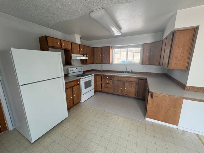 333 SW 35th St