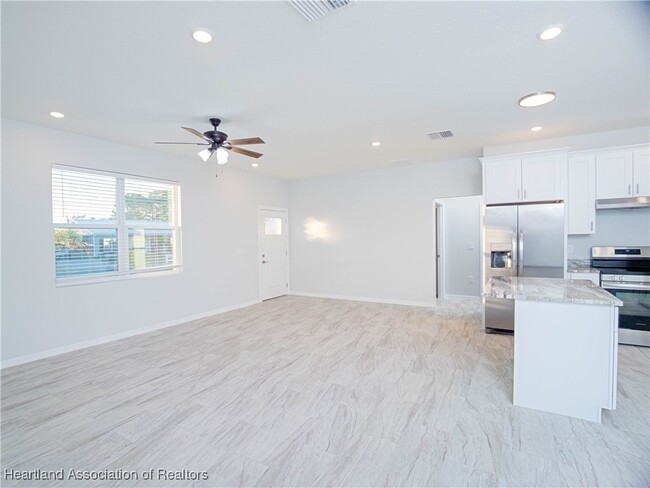 Photo - 1456 Kyra Ave