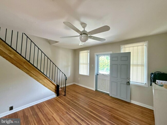 Photo - 3208 W Willard St