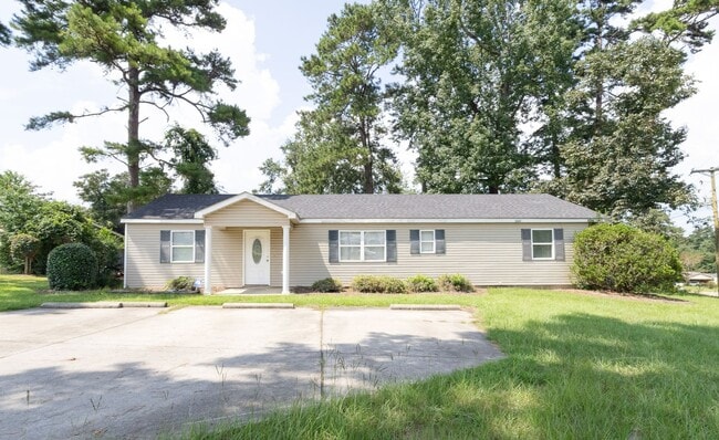 Building Photo - 322 Ray Ave Unit 322A Ray Ave