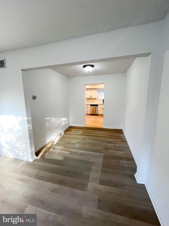 Photo - 719 Hunters Run