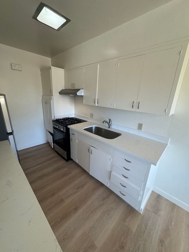 Photo - 3032 Meade Ave Unit 3032