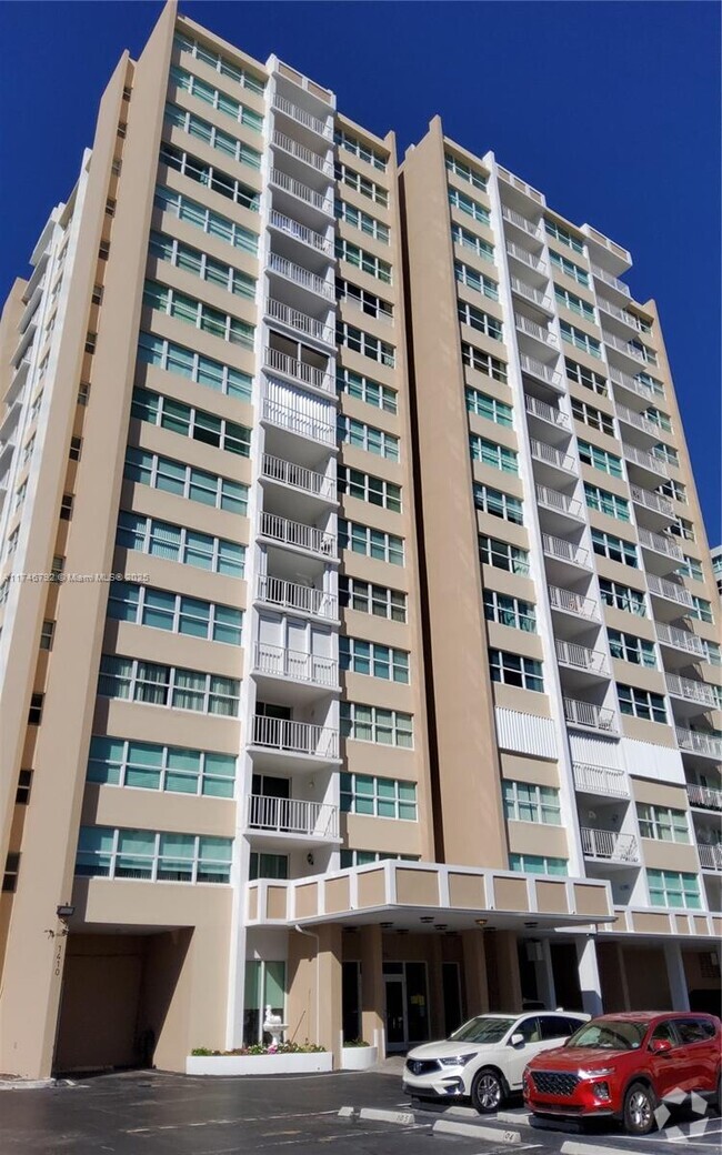 Building Photo - 1410 S Ocean Dr Unit 703 Rental