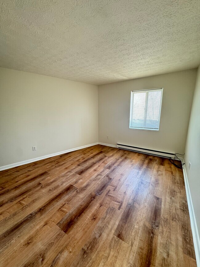 Photo - Hamburg Heights