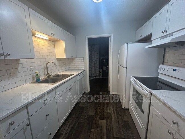 Photo - 2250 Sunderland Rd Unidad APT 20B