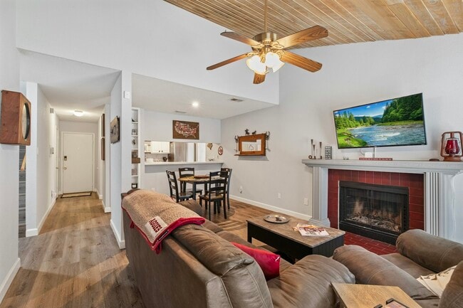 Photo - 1501 Stallings Dr Unit 67