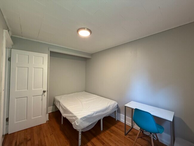 Photo - The Study at Congress Unit 3