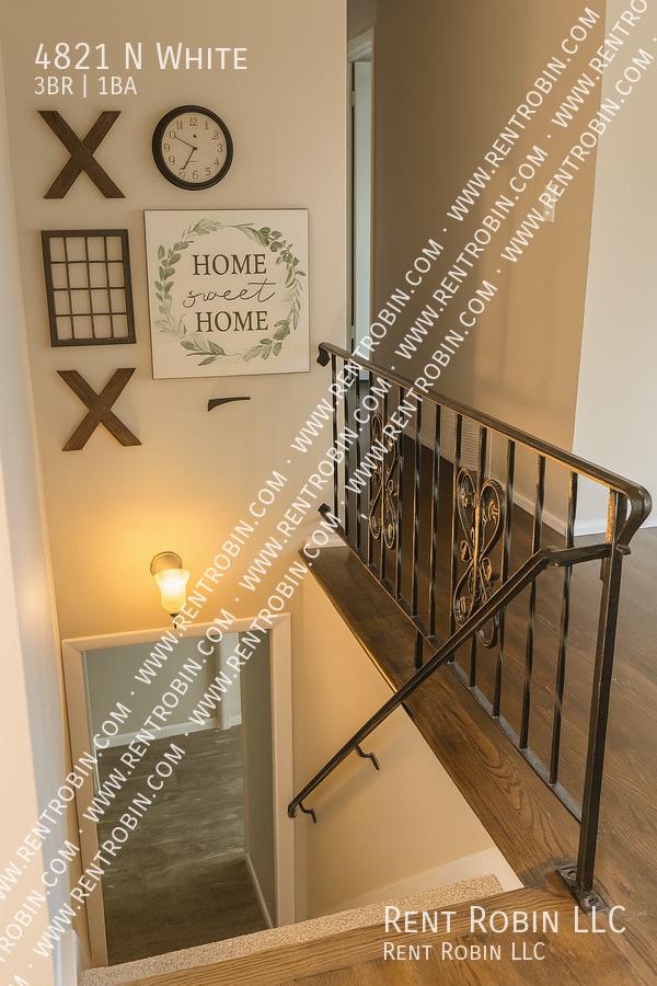 Photo - 4821 N White-