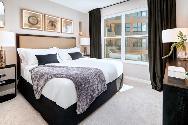 Photo - 240 Congress Ave Unidad SI FL4-ID1380089P