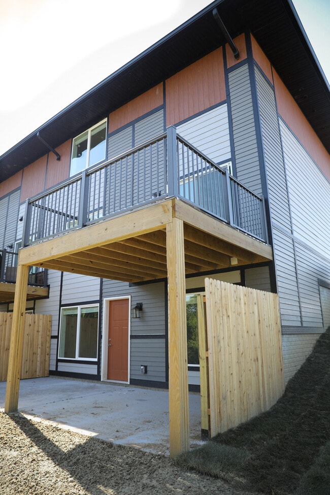 Townhomes at Tanglefoot Crossing Bettendorf, IA