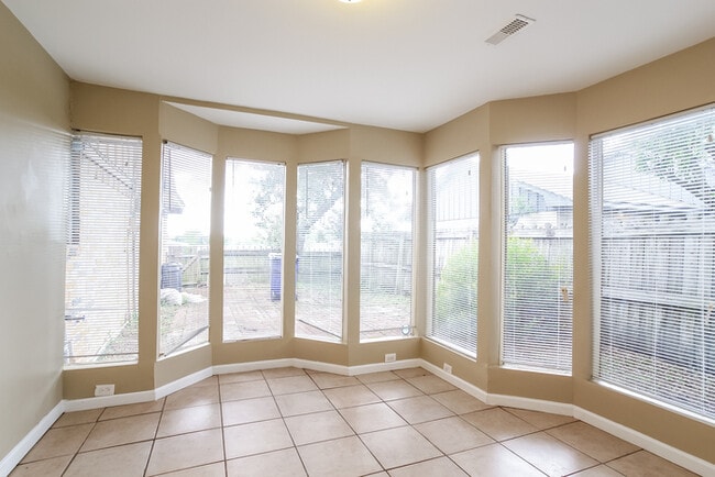 Photo - 2826 17th Ave N