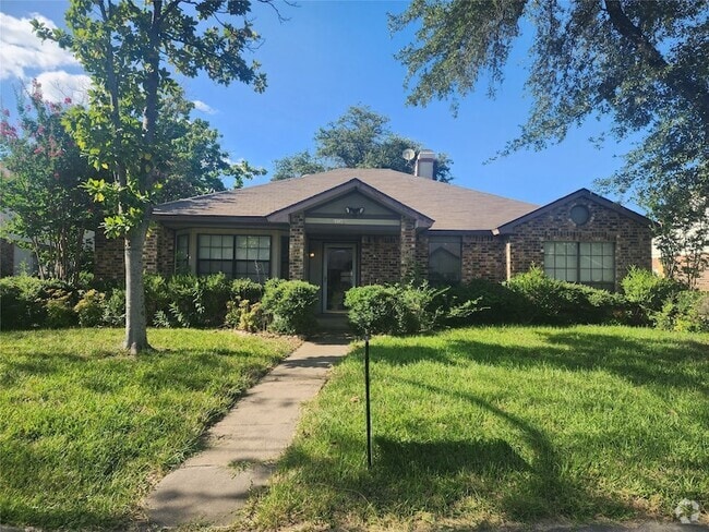 Building Photo - 7009 Christina Ln Rental