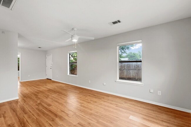 Photo - 1202 Hillyer St
