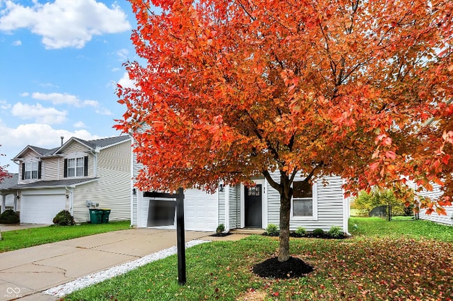 Photo - 2488 Woodfield Blvd