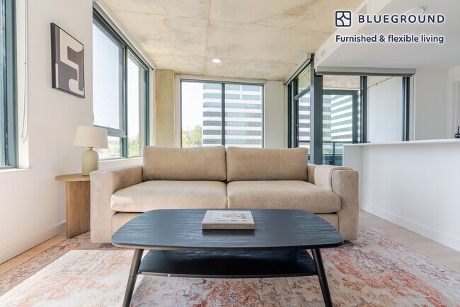 Photo - 3030 Potomac Ave Unidad SI FL3-ID1027