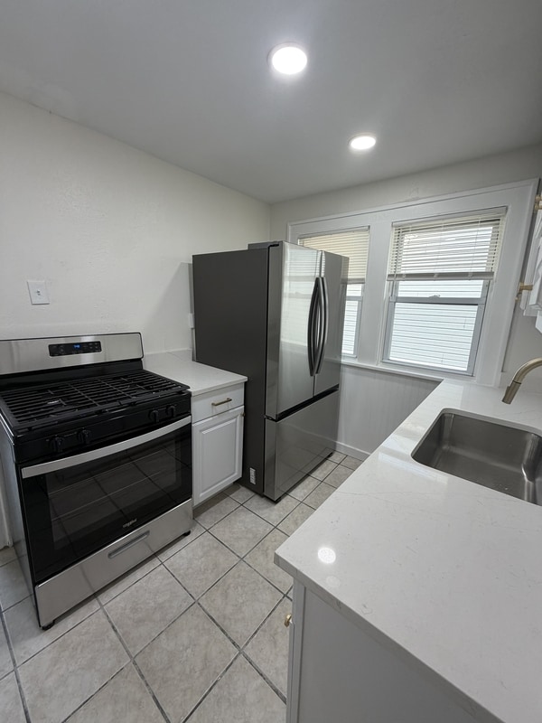 Photo - 4345 W 48th St