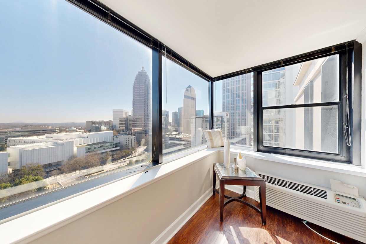 Photo - Arts Center Tower Apartments