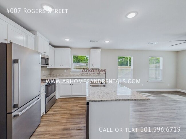 Photo - 4007 Rogers St