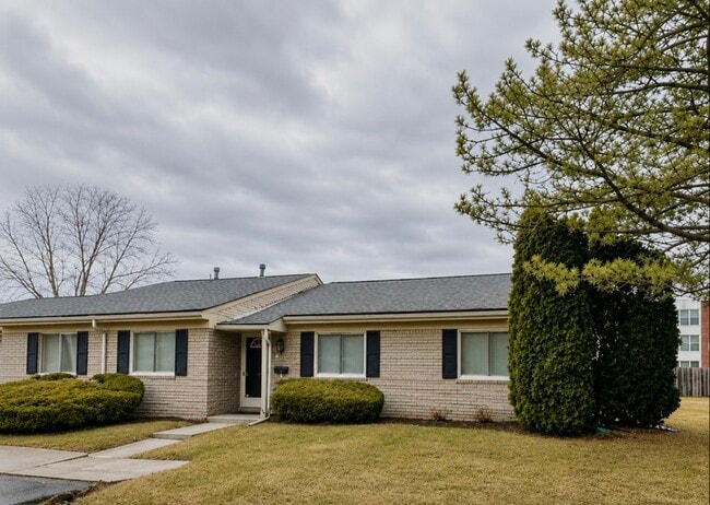 Photo - 25936 Franklin Pointe Dr