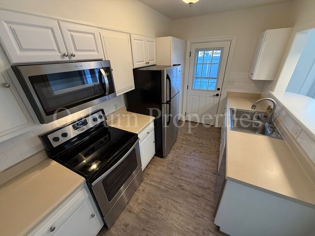 Photo - 321 Hanover Arms Ct