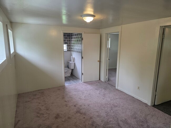 Photo - 441 W Main St