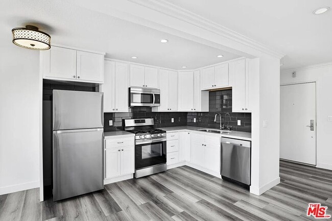 Photo - 909 Croft Ave Unit 301