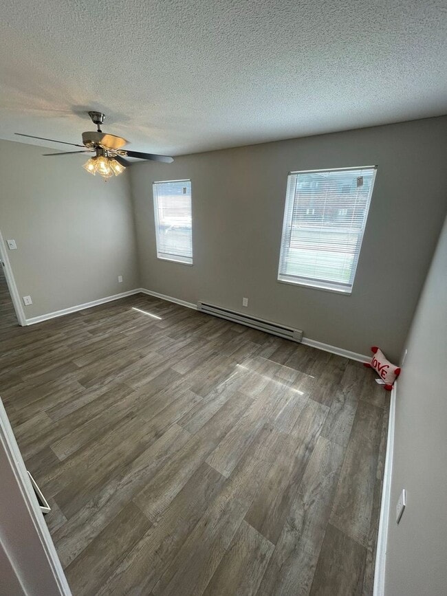 Photo - Colonial Park I