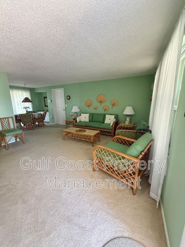 12884 Bacchus Rd