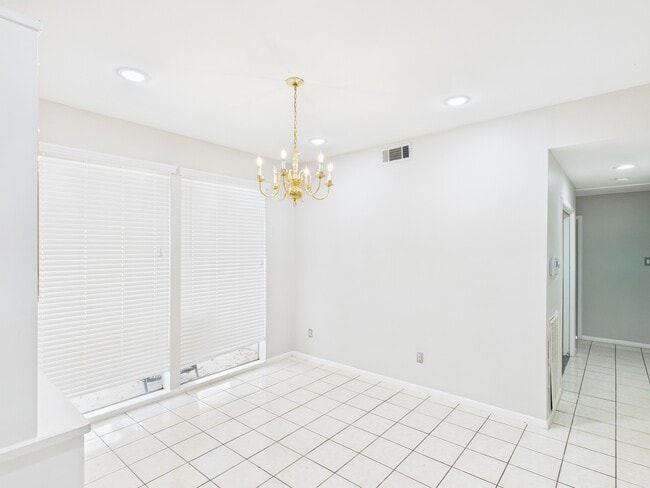 Photo - 7611 Hopewell Ln