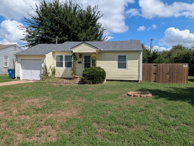 Building Photo - 1114 Florence Dr Rental
