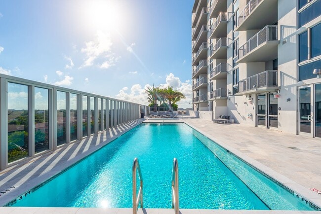 Photo - Zoi House Grove