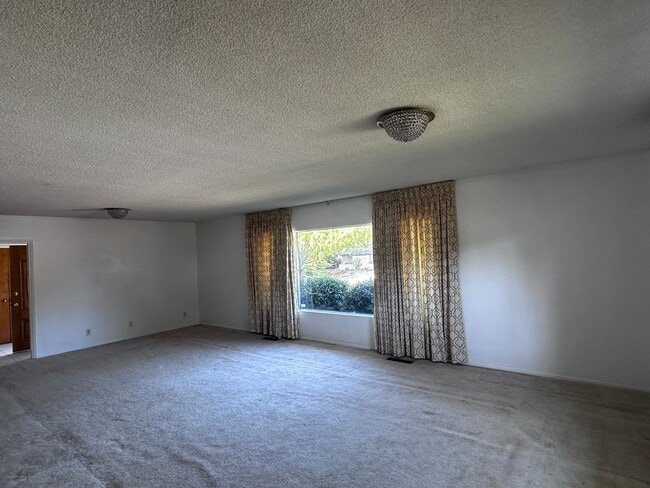 Photo - HOUSE