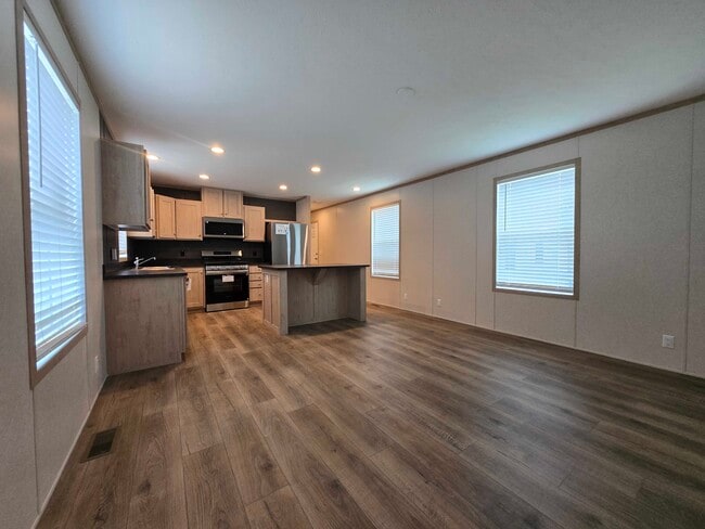 Photo - 52885 Van Buren Ct