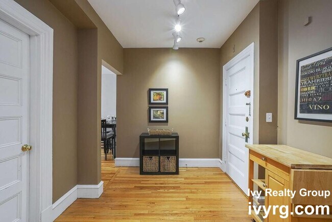 Photo - 2 Arlington St Unit 22